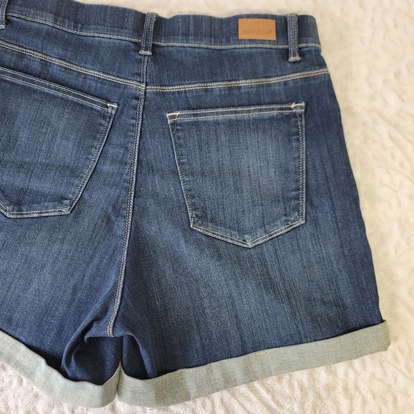 JUDY BLUE Pull-on Short Women's Size 1XL Dark Wash Denim - Picture 5 of 15